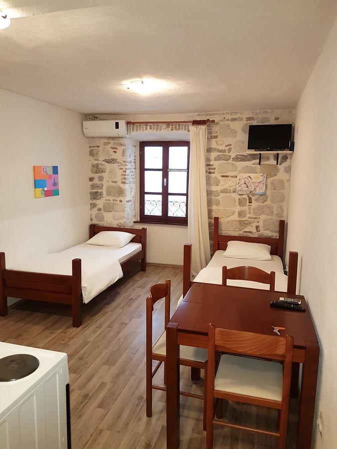 Apartments Historic Stone House Κότορ Εξωτερικό φωτογραφία